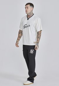 SIKSILK FOOTBALL  - T-shirt imprimé - ecru