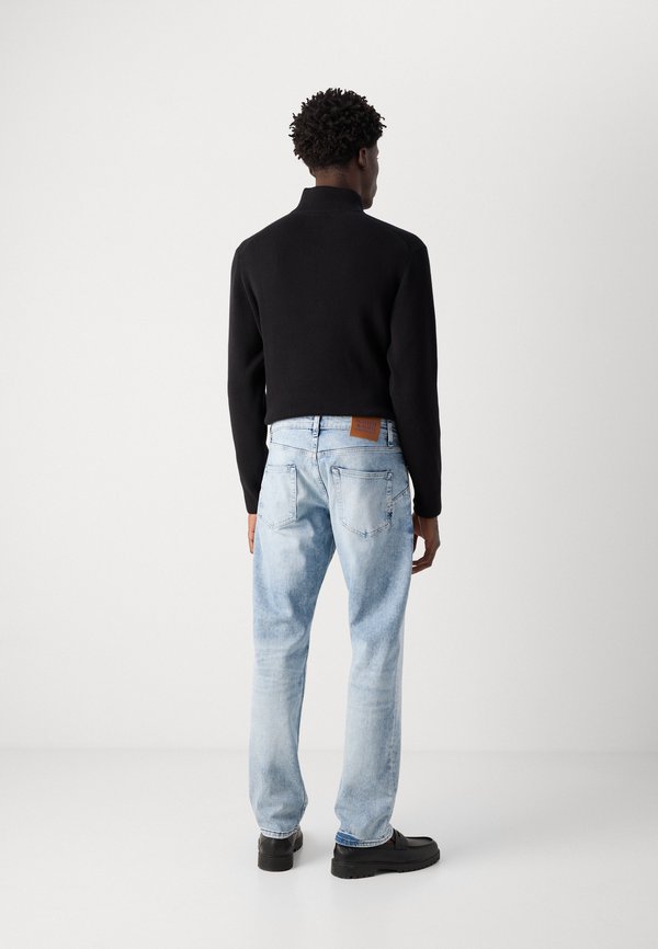 CORE THE ZEE - Straight leg jeans2