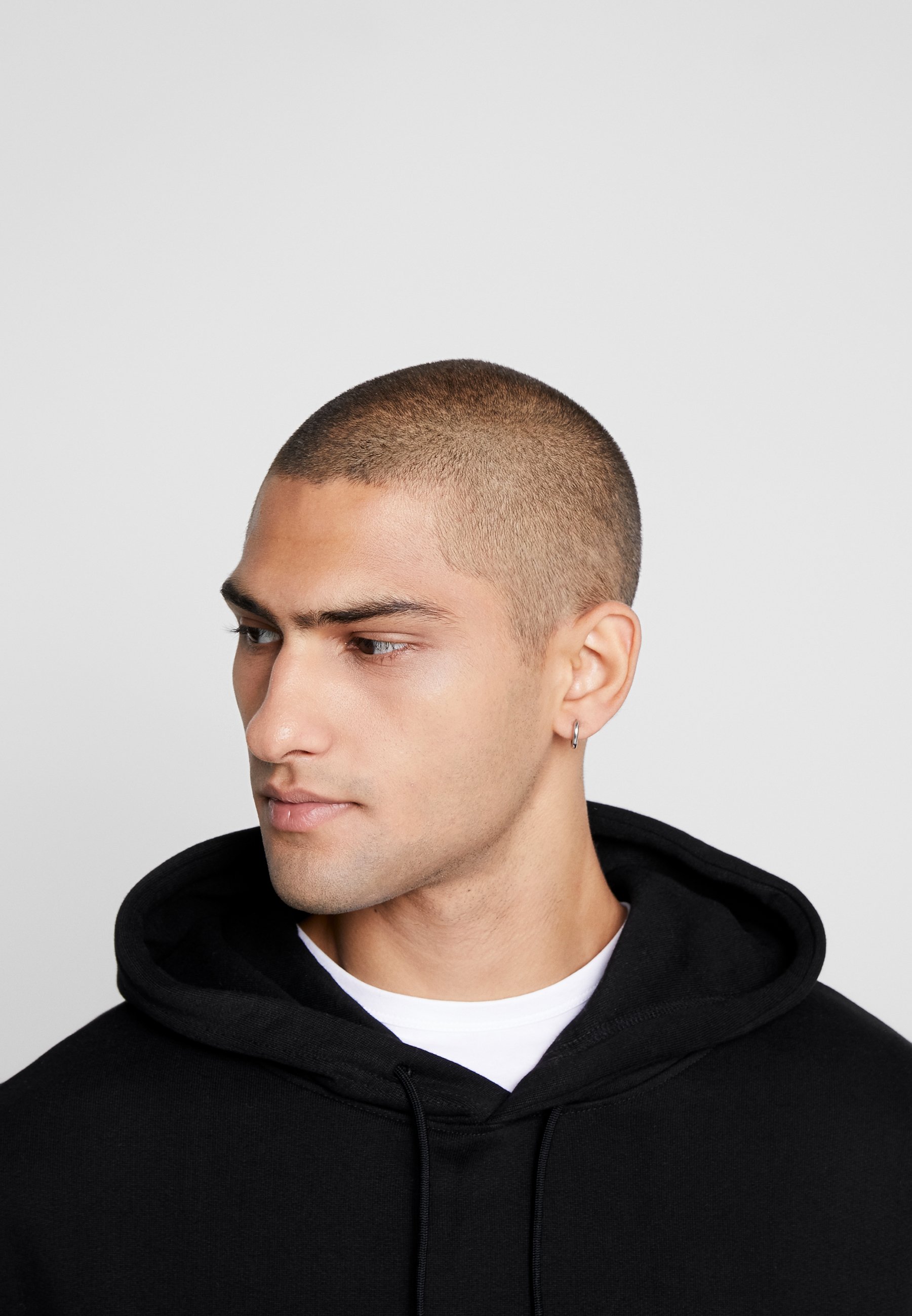 Good For Nothing ESSENTIAL HOODIE Hoodie blacksvart Good For Nothing ESSENTIAL HOODIE - Hoodie - black