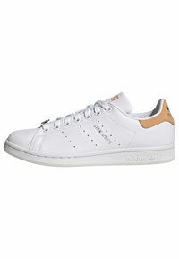 adidas Originals STAN SMITH  - Treniņu apavi - white