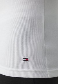 Tommy Hilfiger PREMIUM ESSENTIALS TANK 3 PACK - Tílko - white