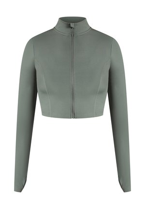Przycięta kurtka z długim rękawem w stonowanej zieleni, wykonana z gładkiego, elastycznego materiału z zapięciem na zamek z przodu i wysokim kołnierzem. Uzupełniona o subtelne szwy.