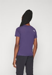 The North Face MOUNTAIN FOUNDATION SS TEE - Spordi T-särk - eternal purple