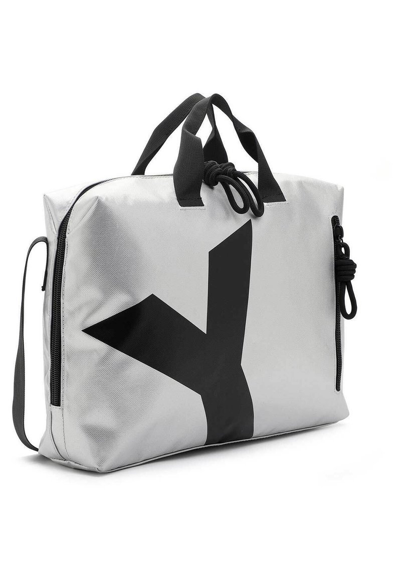 Damen Handtaschen | SURI FREY JesseyPlane Handtasche silver/grau-metallic - EO83714 Damen Handtaschen | SURI FREY JesseyPlane Handtasche silver/grau-metallic - EO83714