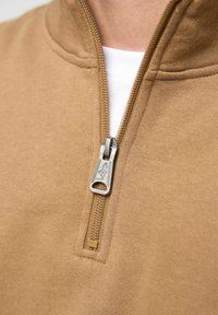 MCS CLEMENT HALF-ZIP   - Melegítőfelső - otter