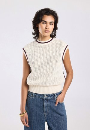 America Today, Top - off-white