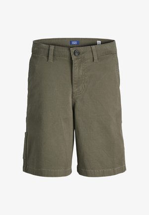 Shorts verde-azeitona em algodão, com fecho frontal por botão, dois bolsos laterais e um bolso de carga na perna esquerda.