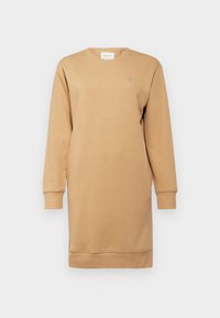 SHIELD C NECK DRESS - Freizeitkleid - caramel beige
