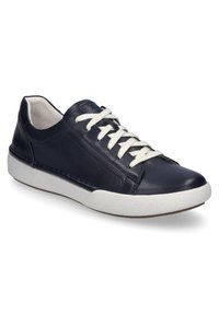 Marineblaues Leder-Sneaker mit weißen Schnürsenkeln, runder Zehenpartie, strukturieller weißer Gummisohle und minimalistischem Design für den Freizeitgebrauch.