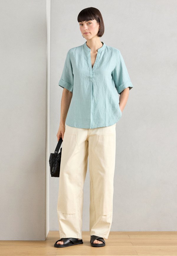 SHORT SLEEVE V NECK - Tunic - pure teal2