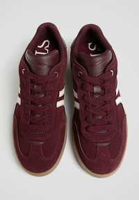 Stradivarius Tenisky - dark red