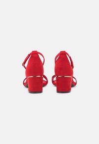 XTI Sandaler - red