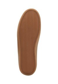 Sole in gomma con una tonalità marrone, caratterizzata da un motivo a spina di pesce per una migliore aderenza. I bordi sono arrotondati e lisci, offrendo un profilo elegante.