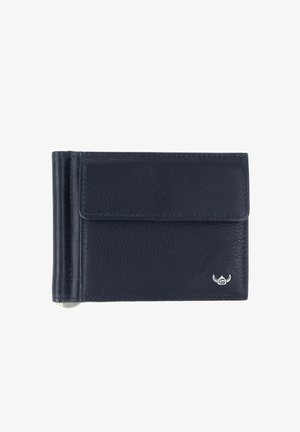 Portefeuille en cuir noir avec une poche à rabat sur le devant et un petit logo argenté dans le coin inférieur droit sur un fond blanc.