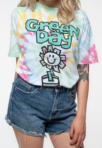 Paradiso Clothing DAY FLOWER POT DYE WASH - Print T-shirt - white