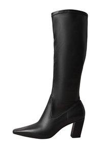 Svarta läderstövlar som når upp till knäet, med spetsig tå, klack i blokkmönster, slät yta och en åtsittande design. Sömdetaljer längs skaftet.