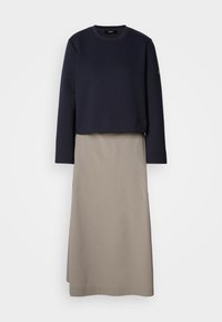 Vybrané, deep navy / dune