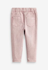 Pantaloni in misto cotone rosa chiaro con finitura testurizzata, vita elastica e due tasche posteriori, caratterizzati da un design a gamba dritta.