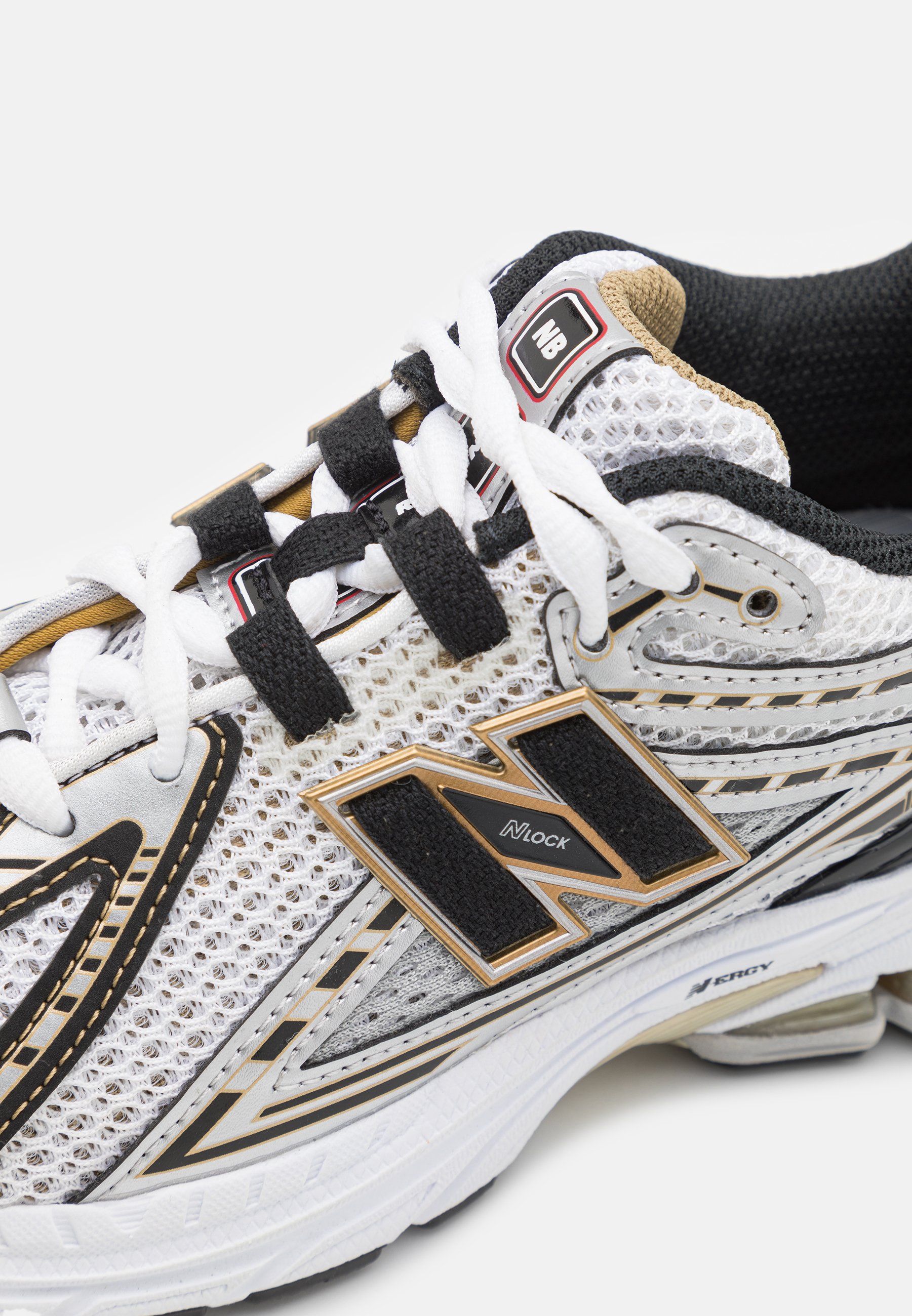 TK様 New Balance 1906 UNISEX - Sportbačiai - silver-coloured/white