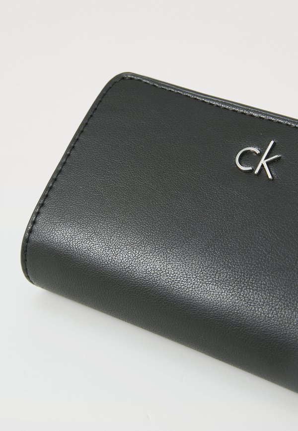 LOCK MEDIUM BIFOLD - Wallet2