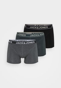 Trih parov bokseric JACK & JONES v temno sivi, teal in črni barvi. Vsak ima elastičen pas z logotipom in gladko bombažno tkanino.