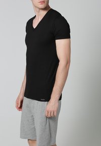 Calida EVOLUTION - Undershirt - schwarz