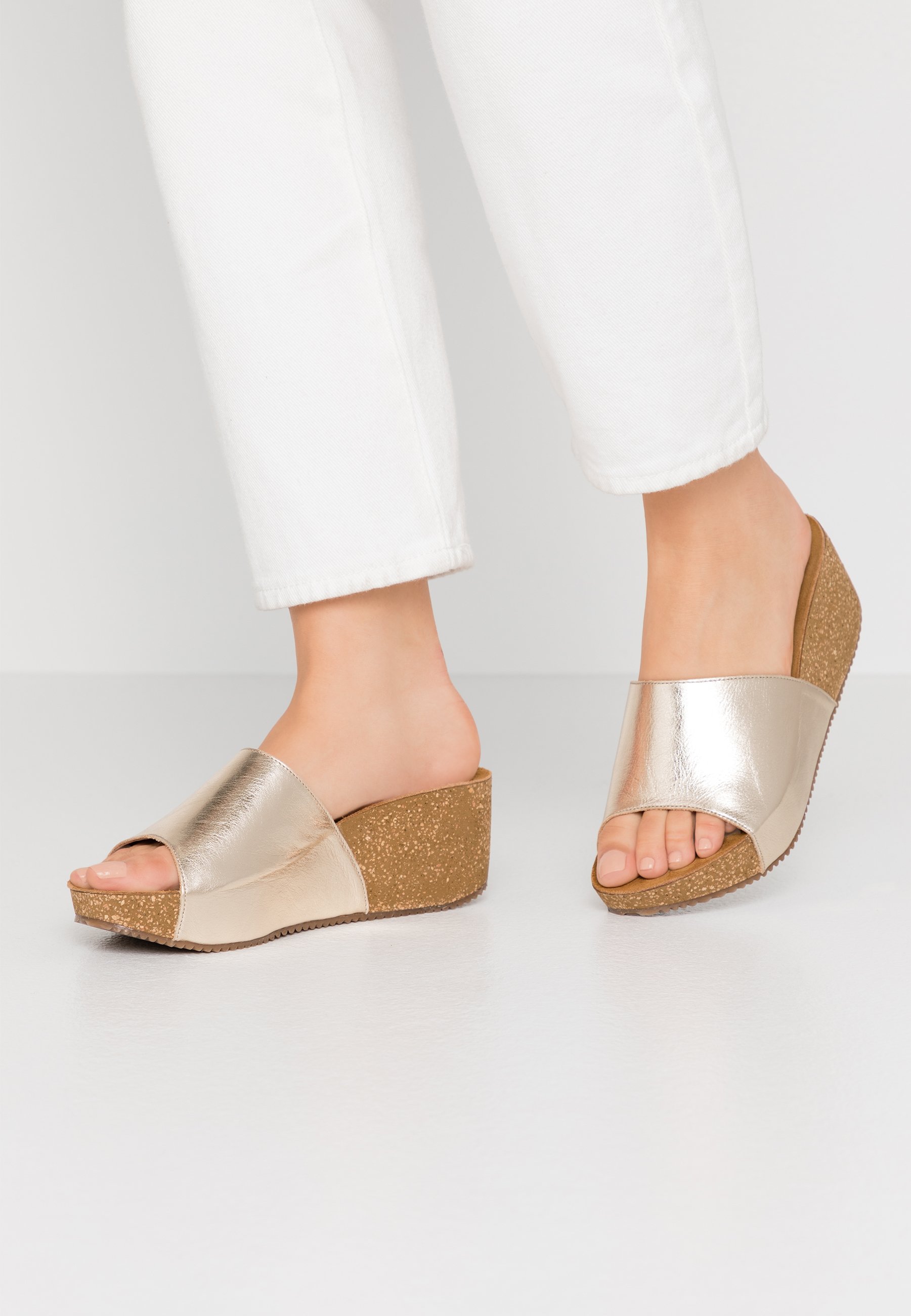 Slip ins med klack platinum Slip ins med klack platinum