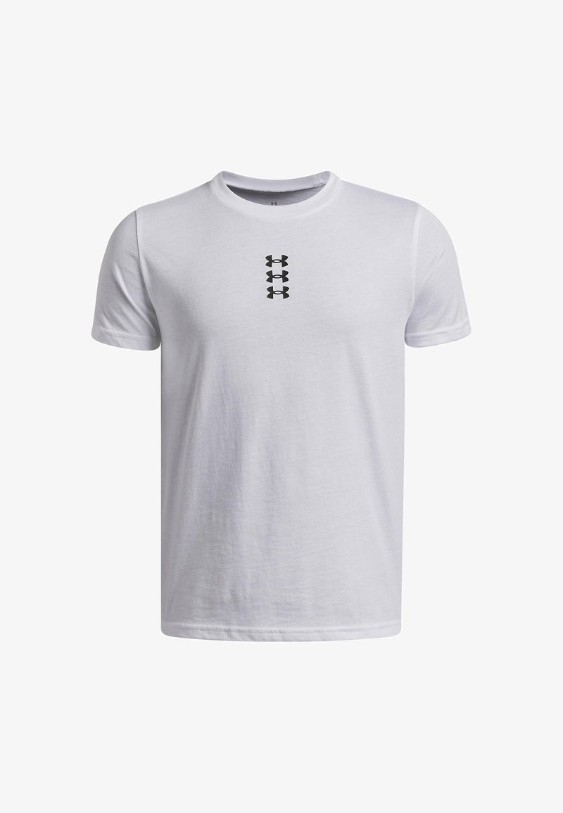 Bela bombažna majica s kratkimi rokavi in okroglim izrezom, na prsih so tri navpične črne logotipe. Gladek otip.