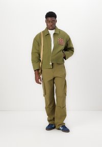 Pal Sporting Goods DRIFT CITY JACKET UNISEX - Μπουφάν τύπου bomber - khaki