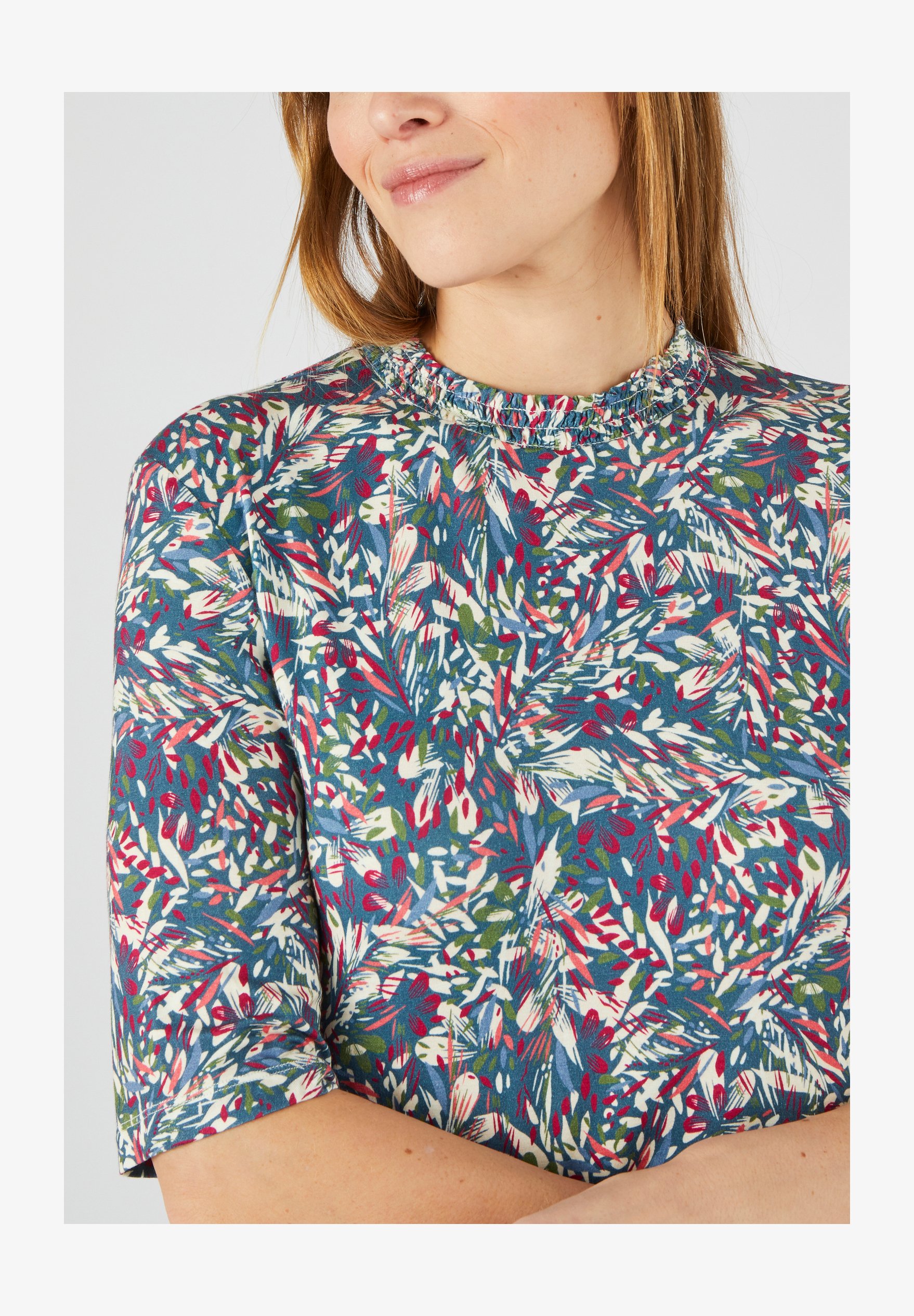 Damart Maglietta Donna Con Stampa Foglie | Girocollo E Maniche Corte | 100% Cotone Morbido | Look Casual E Fresco | Taglie Regolari