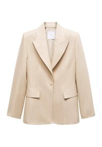Blazer en lin beige avec un col à revers cranté, une fermeture à un bouton, deux poches avant et de fines lignes verticales dans la texture du tissu.