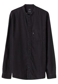 Camicia nera a maniche lunghe con colletto rotondo, chiusura frontale con bottoni e taschino singolo sul petto. Realizzata in tessuto morbido e strutturato.