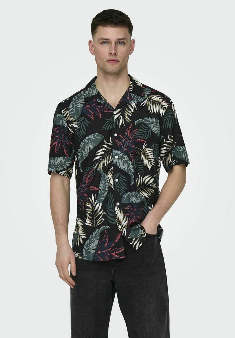 Only & Sons NORMAL GESCHNITTEN RESORT KRAGEN - Camisa - black