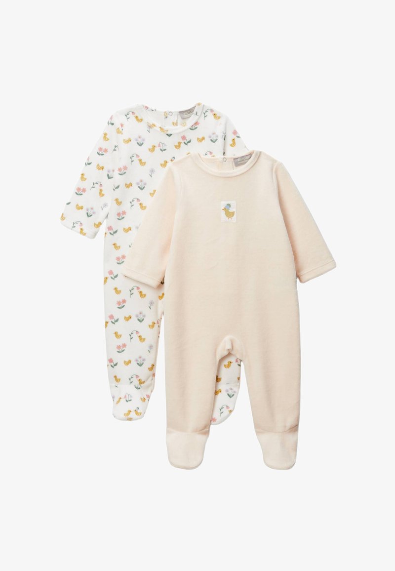 Deux combinaisons pour bébé : l'une blanche avec des canards jaunes et un motif floral, l'autre rose pâle avec un petit graphique de canard. Les deux sont en tissu doux.