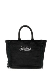 Zwarte tote bag van zacht materiaal met franjes, geborduurd "MC2 Saint Barth" logo, twee korte handvatten om te dragen.