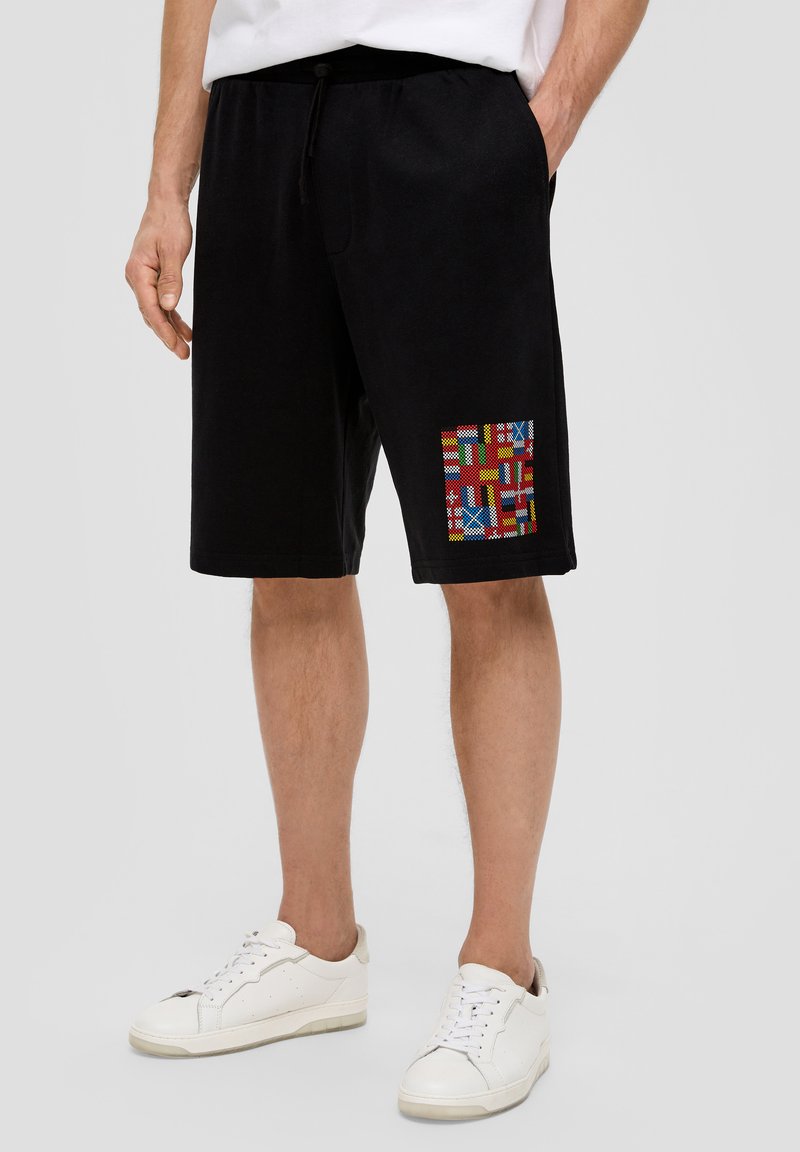 s.Oliver RELAXED BERMUDA czarny