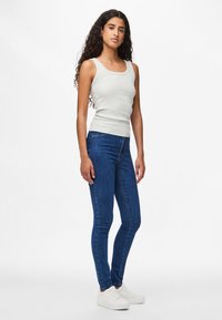 Pieces PCDEA HW - Jeggings - medium blue denim