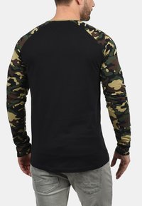 Solid SDCAJUS - Langarmshirt - black dust
