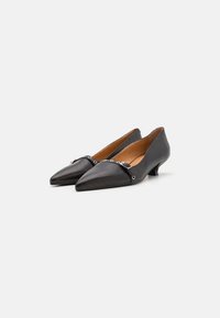 Pavement ARIAN - Classic heels - black