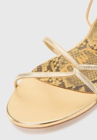Sam Edelman ELLINA - Sandaalid - amber gold-coloured