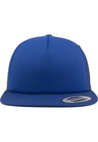 Plava snapback kapa s gornjom od čvrstog materijala, ravnim šiltom i okruglom logotipom na prednjoj strani. Mrežaste panele s bočnih strana.