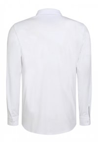 Camisa blanca de manga larga con cuello clásico, corte recto, puños con botón y tejido suave y ligero. Sin patrones ni acentos visibles.