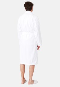 Lexington HOTEL - Morgonrock - white