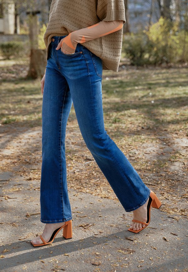 TROUSERS MIRA  - Bootcut jeans2