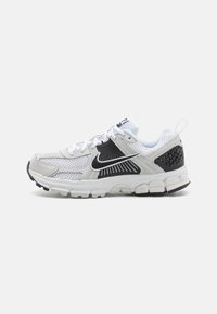 Neizvēlēts, white/black/platinum tint/metallic platinum