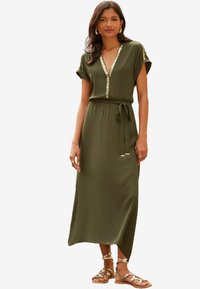 Love & Roses Vapaa-ajan mekko - green