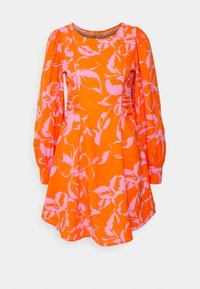Vero Moda Petite VMPOLLIANA MINI DRESS  - Robe de jour - scarlet ibis/polliana