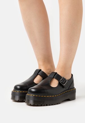 Dr. Martens, Chaussons - black