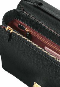 Coccinelle NICO - Sac bandoulière - noir