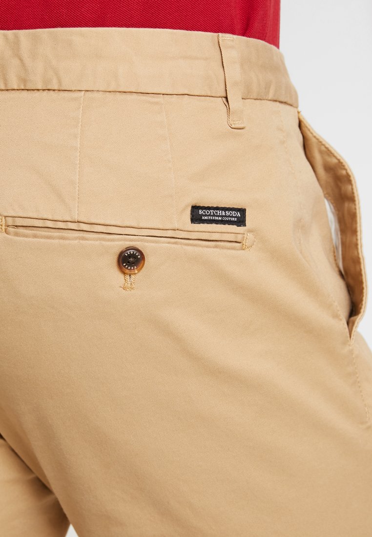 SCOTCH＆SODA スコッチ＆ソーダ STUART ストレッチチノ（¥12,400）